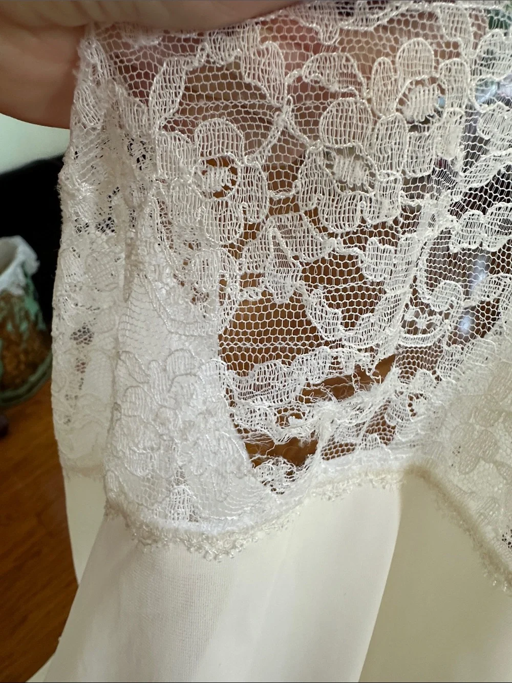 Vintage 60s Pinehurst Lingerie Creamy White Half Slip with Lace‎ Hem - Picture 9 of 9